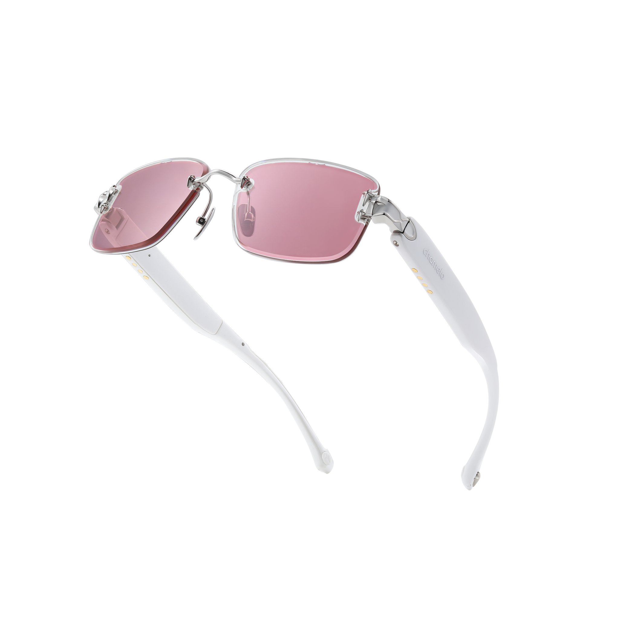 Aura White